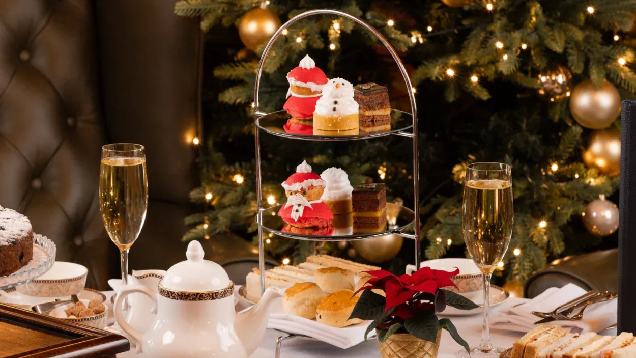 🌲 Festive Afternoon Tea 🌲